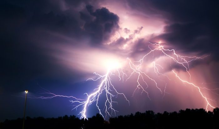 Blitz donner wien gewitter traf neujahrstag erstes kam gestern vienna symbolbild